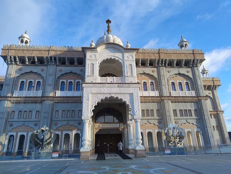 Gurdwara Guru Nanak Darbar Gravesend